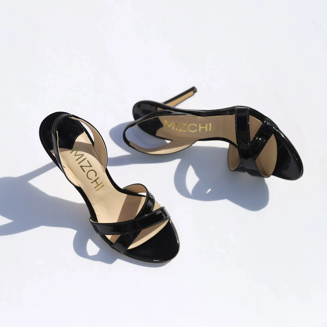 *UK size 2 - TWIGGY - black patent, 10cm