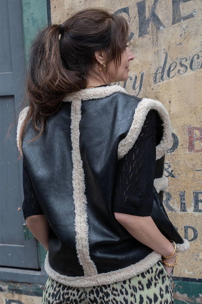 Baum Und Pferdgarten Bellis Black Vest