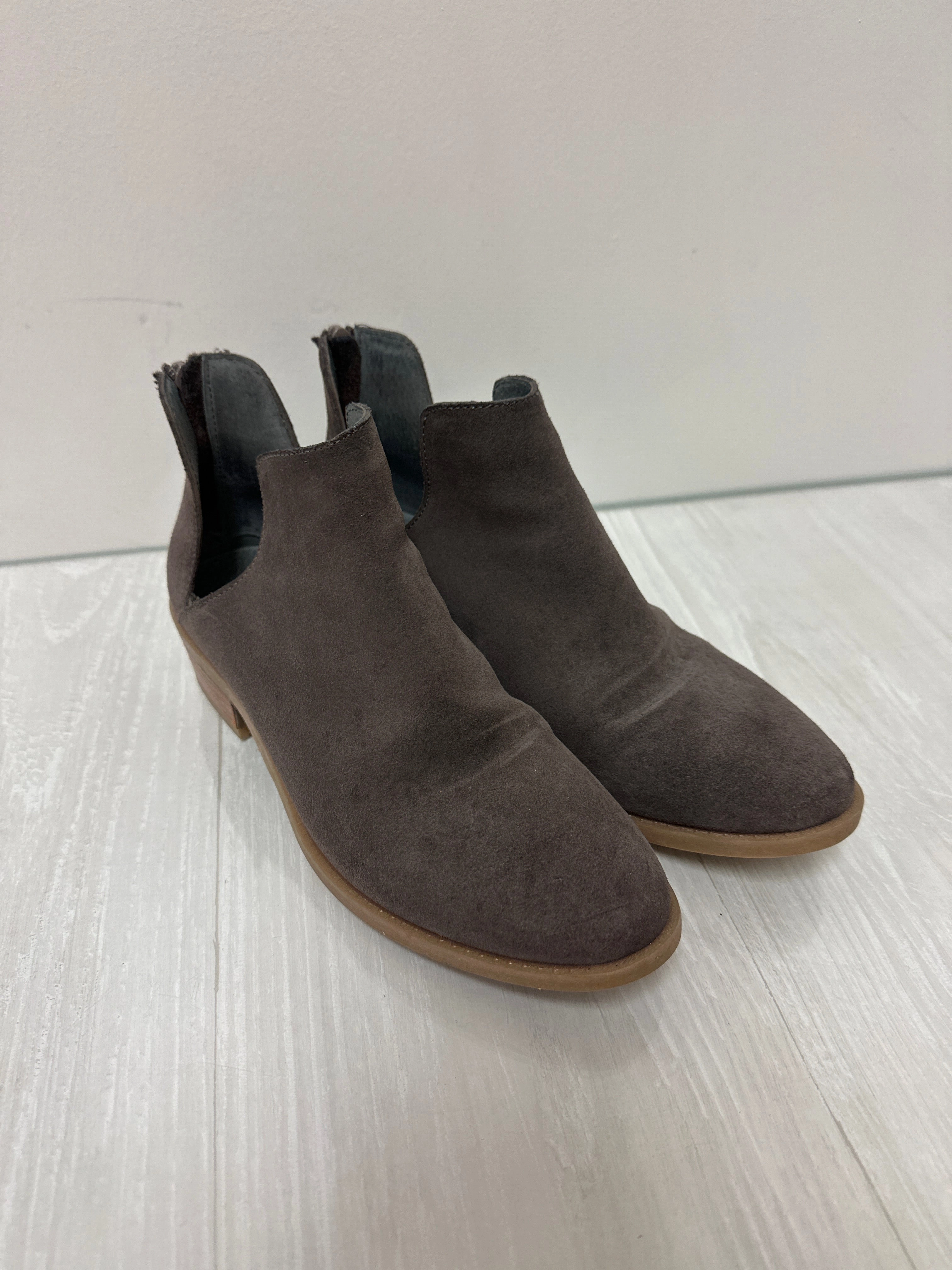 Boots Ankle Heels By Steve Madden In Taupe, Size: 8