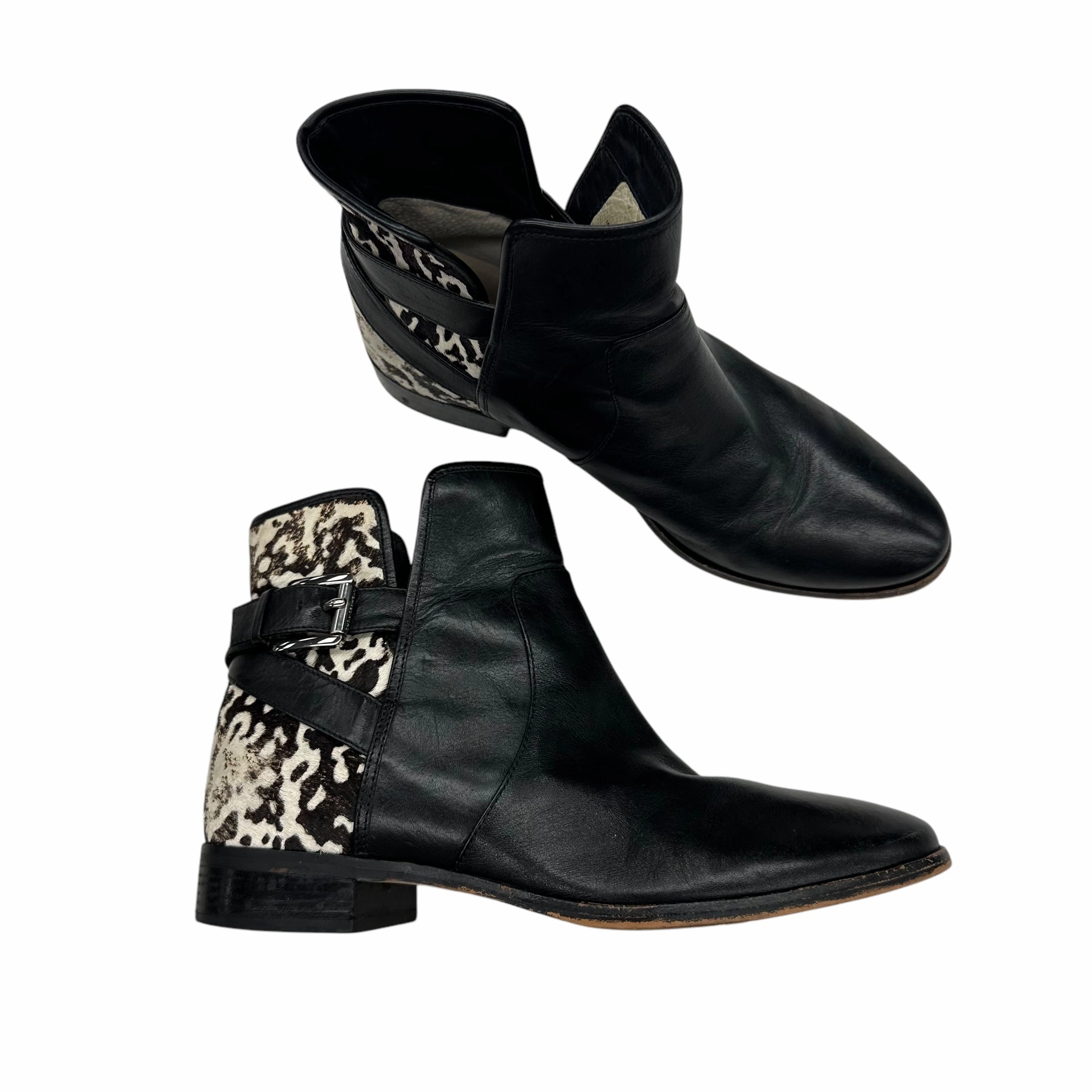 Boots Designer By Michael Kors In Black & Cream, Size:7.5