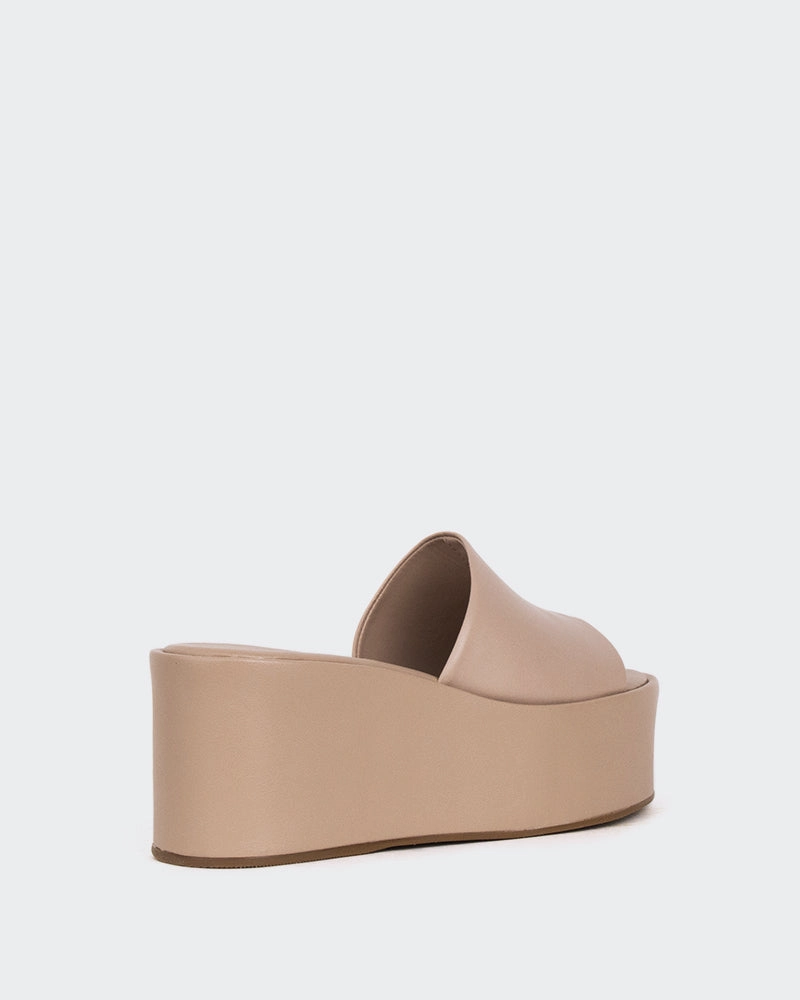 Cathedral, Nude Leather/Cuir Nu