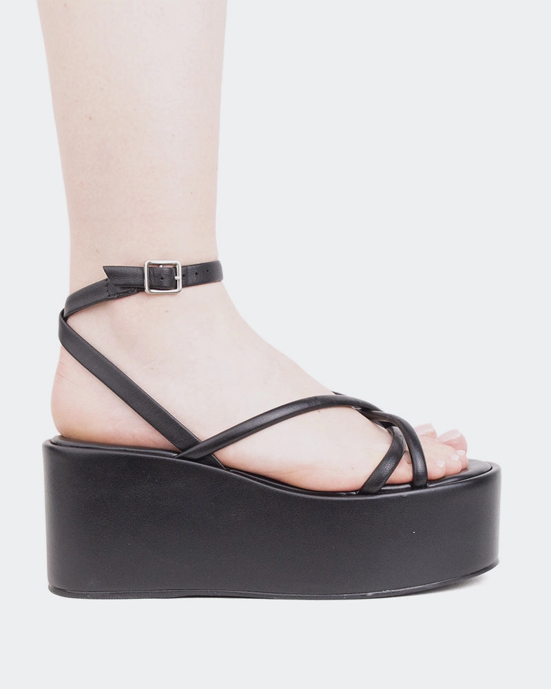 Dionira Black Leather
