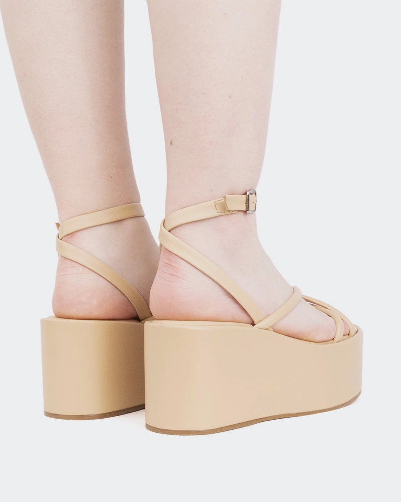 Dionira Camel Leather