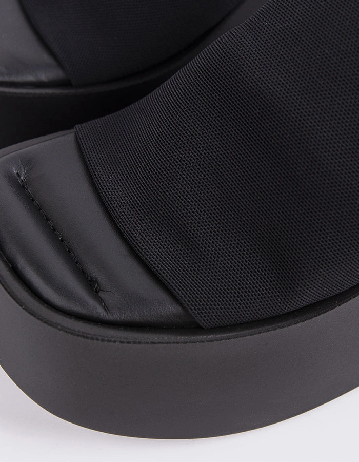 Douce Black Lycra