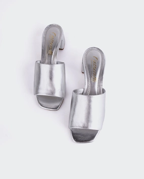 Fortunata Silver Metal