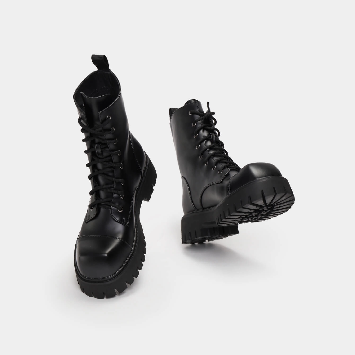 Gimli Men's Black Square Toe Lace Up Boots