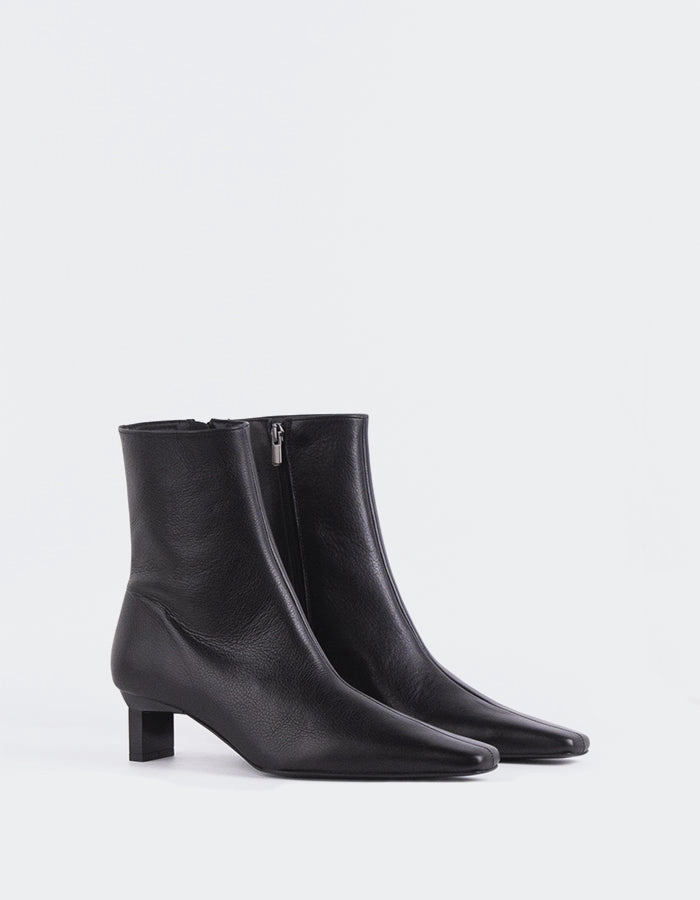 Karylle Black Leather