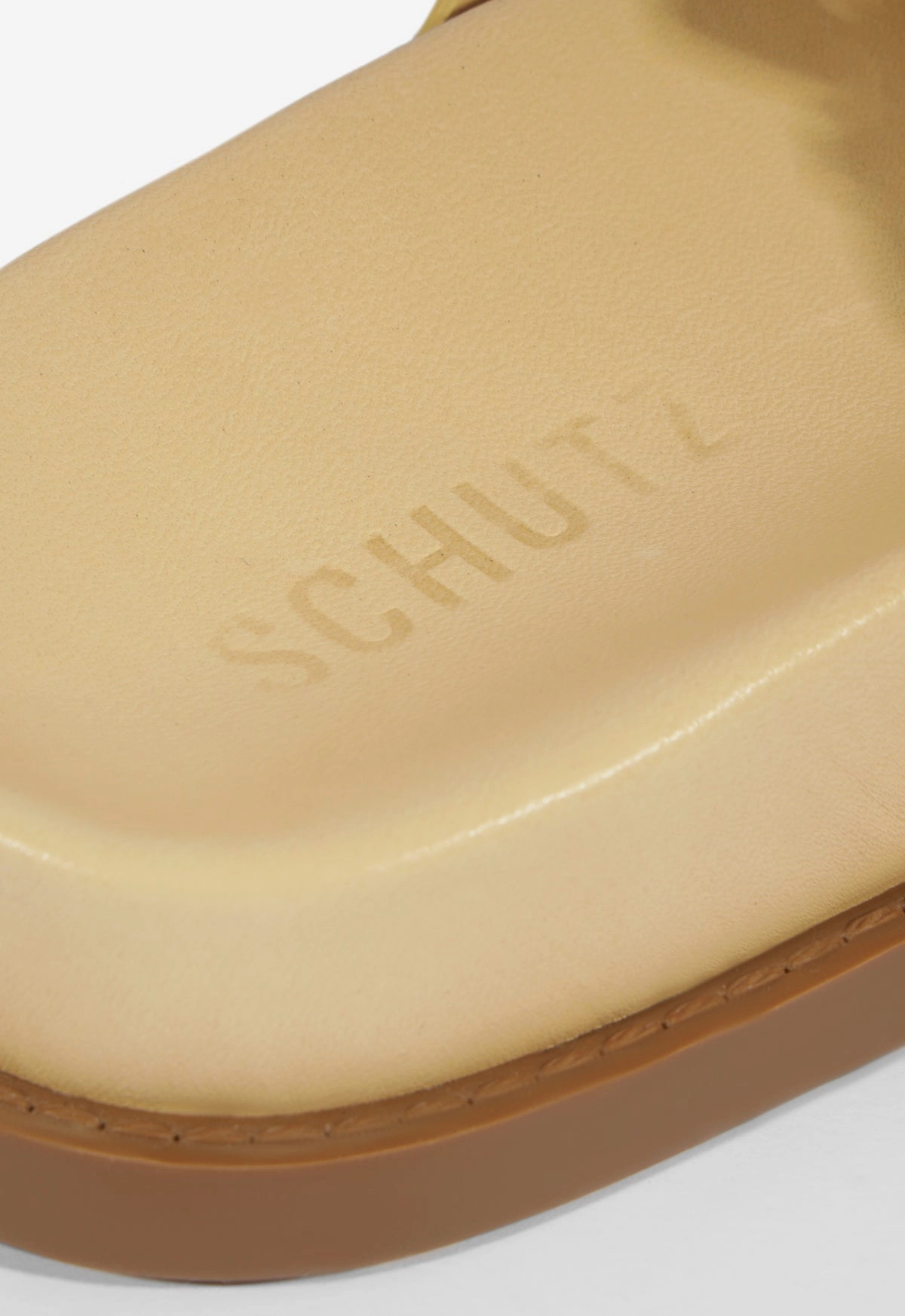 Lois Sporty Sandal