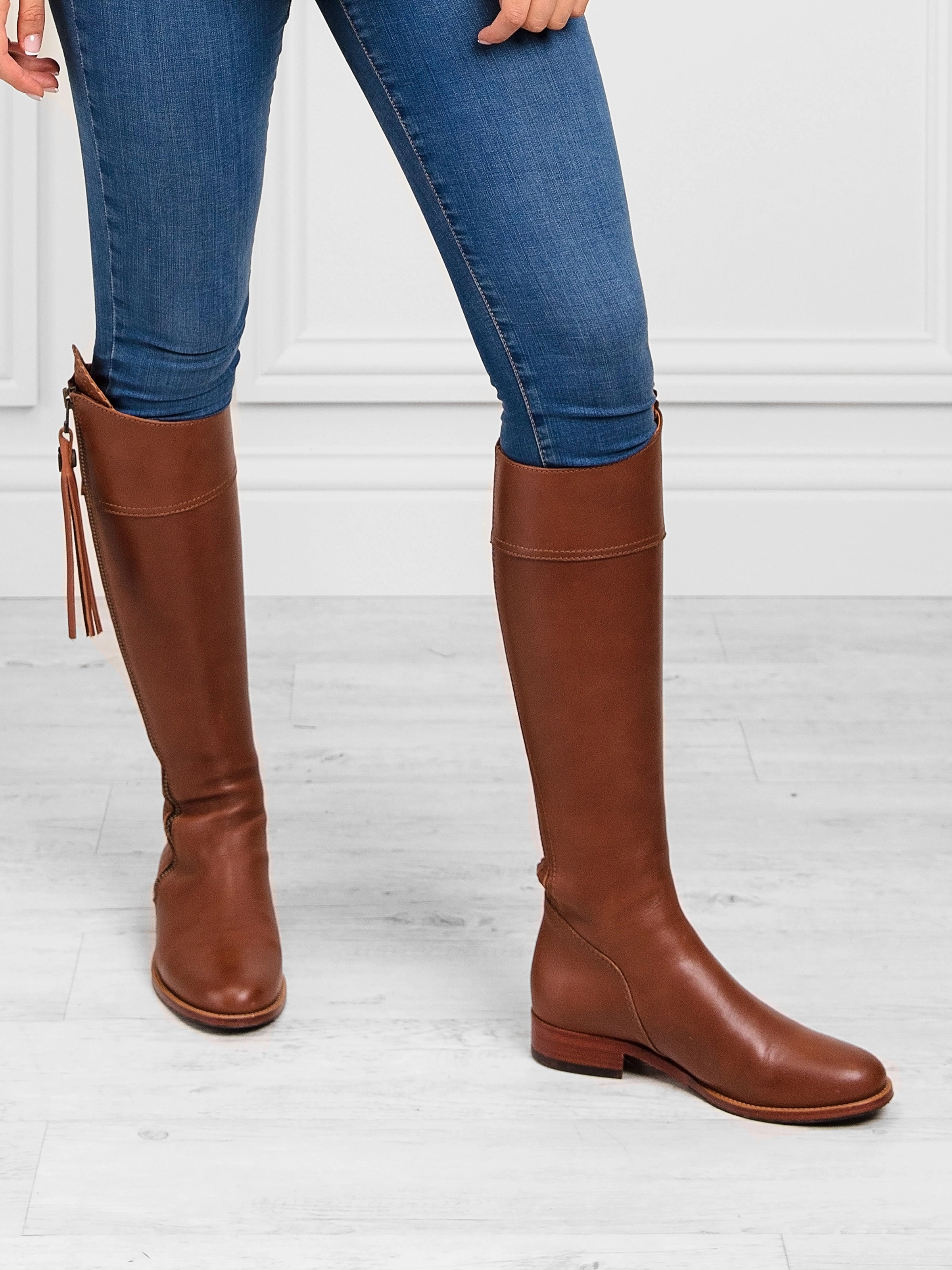 Regina (Regular Fit) - Tan Leather