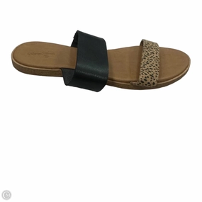 Sandals Flats By Universal Thread In Animal Print, Size: 7