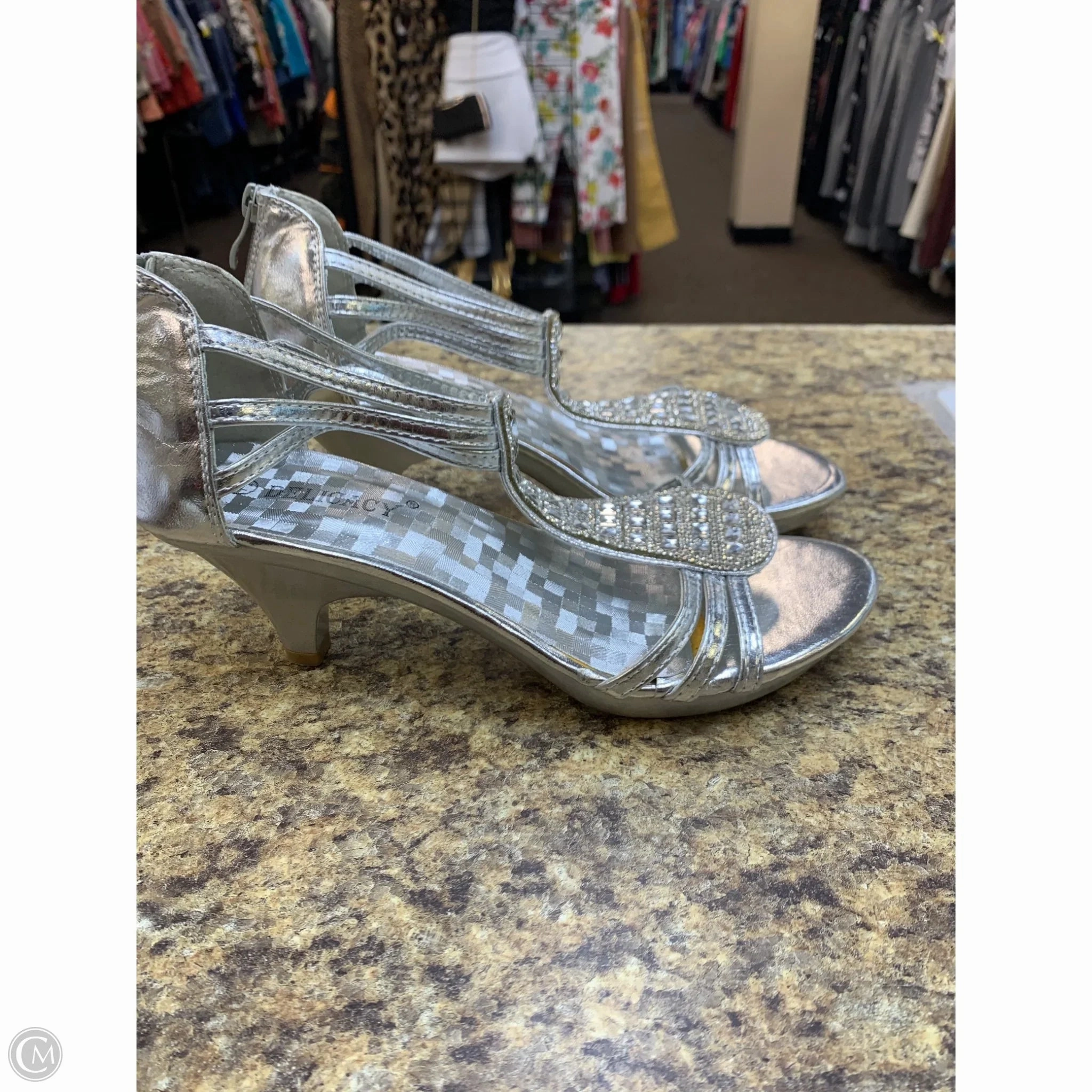 Sandals Heels Kitten By Cmf In Silver, Size: 7.5
