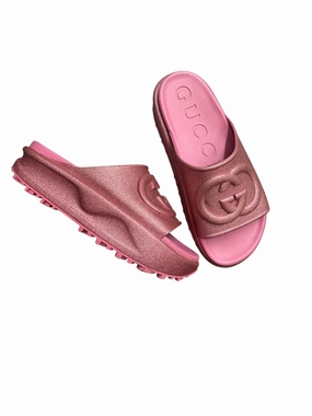 Sandals Luxury Designer By Gucci