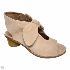 Shoes Heels Block By Bernardo In Beige, Size: 6