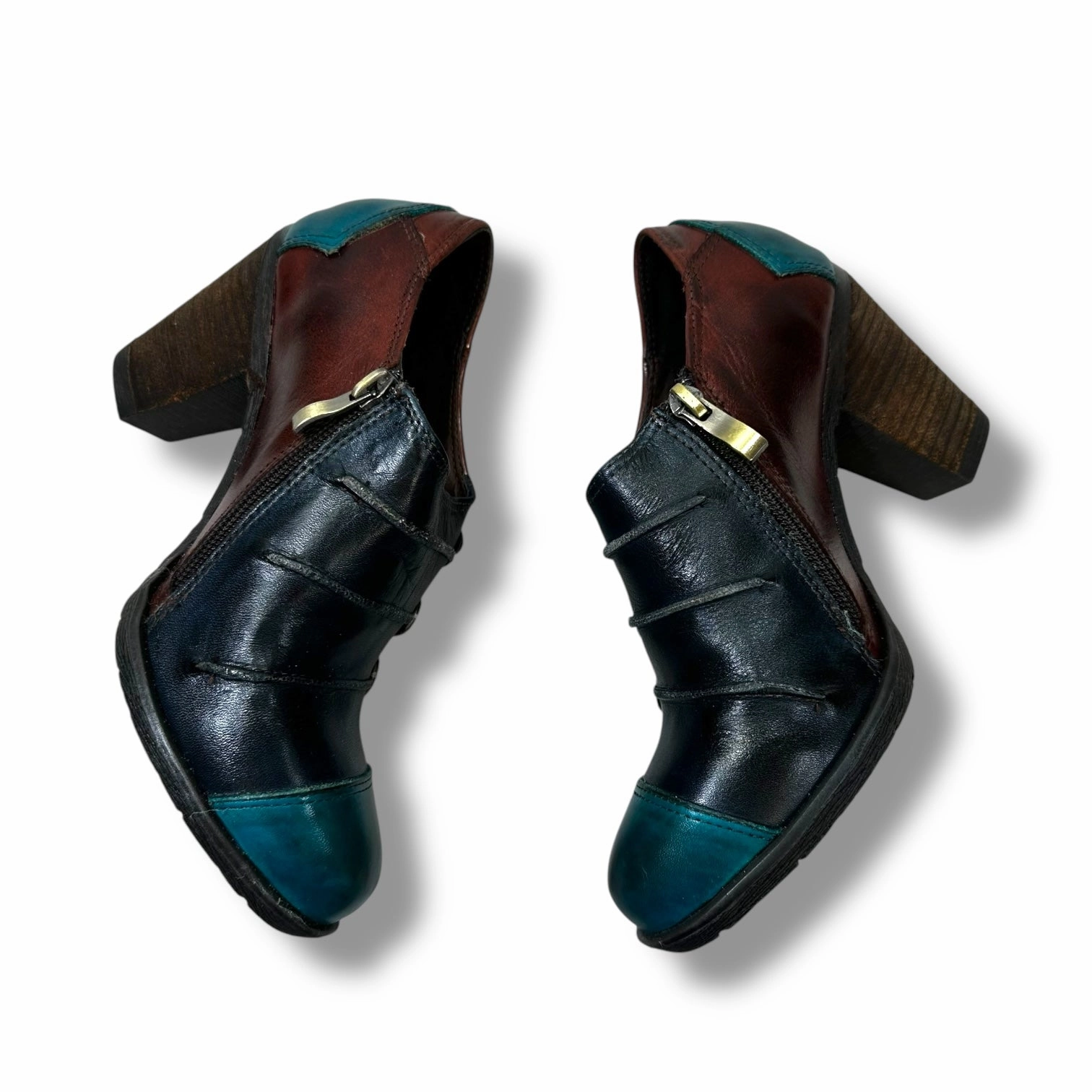 Shoes Heels Block By Clothes Mentor In Multi-colored, Size: 5