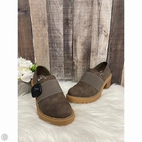 Shoes Heels Block By Muk Luks In Taupe, Size: 8