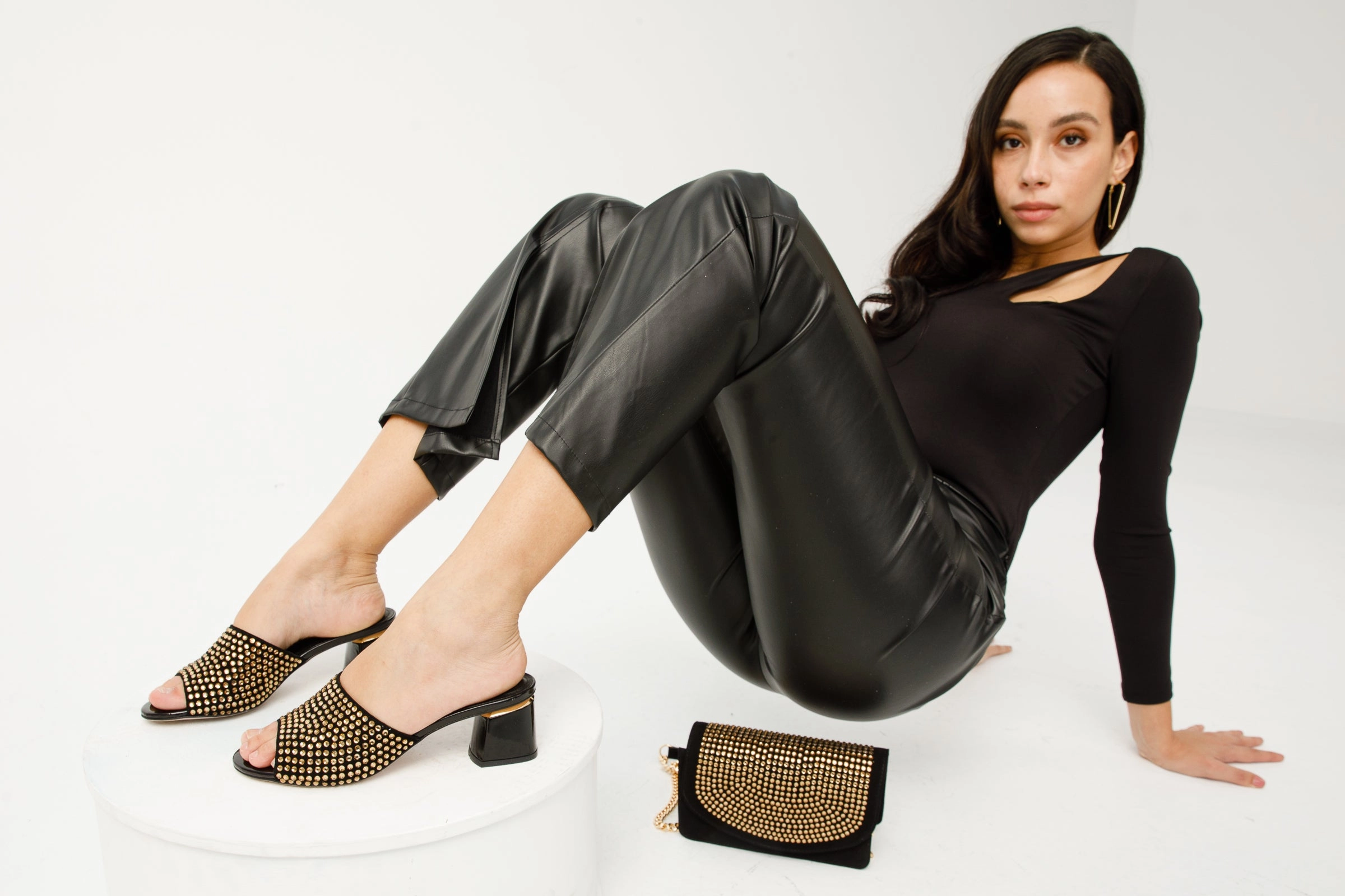 The Ailano Gold Glitter Leather Women Sandal