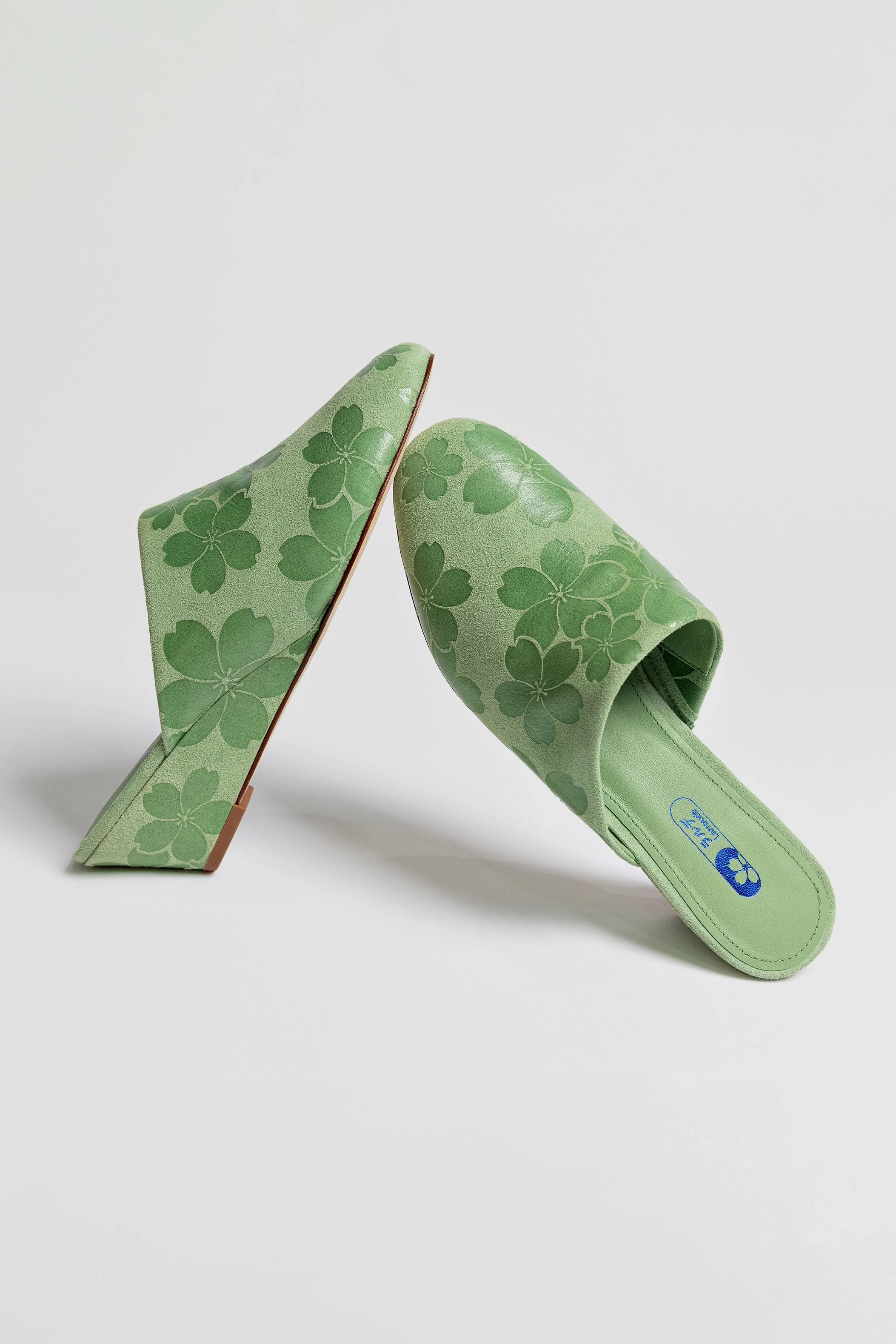 Venice Wedge In Pistacchio Sakura Printed Suede
